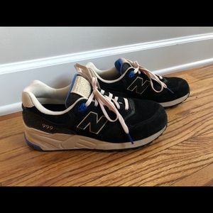 New Balance 999 Wooly Mammoth Black